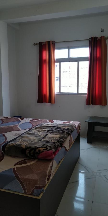 Hotel Devdoot Rajgir Bagian luar foto