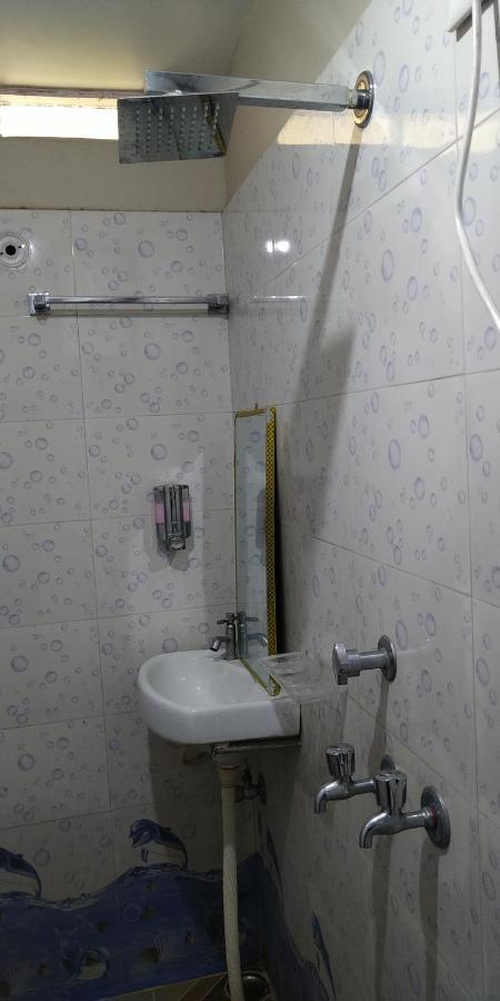 Hotel Devdoot Rajgir Bagian luar foto